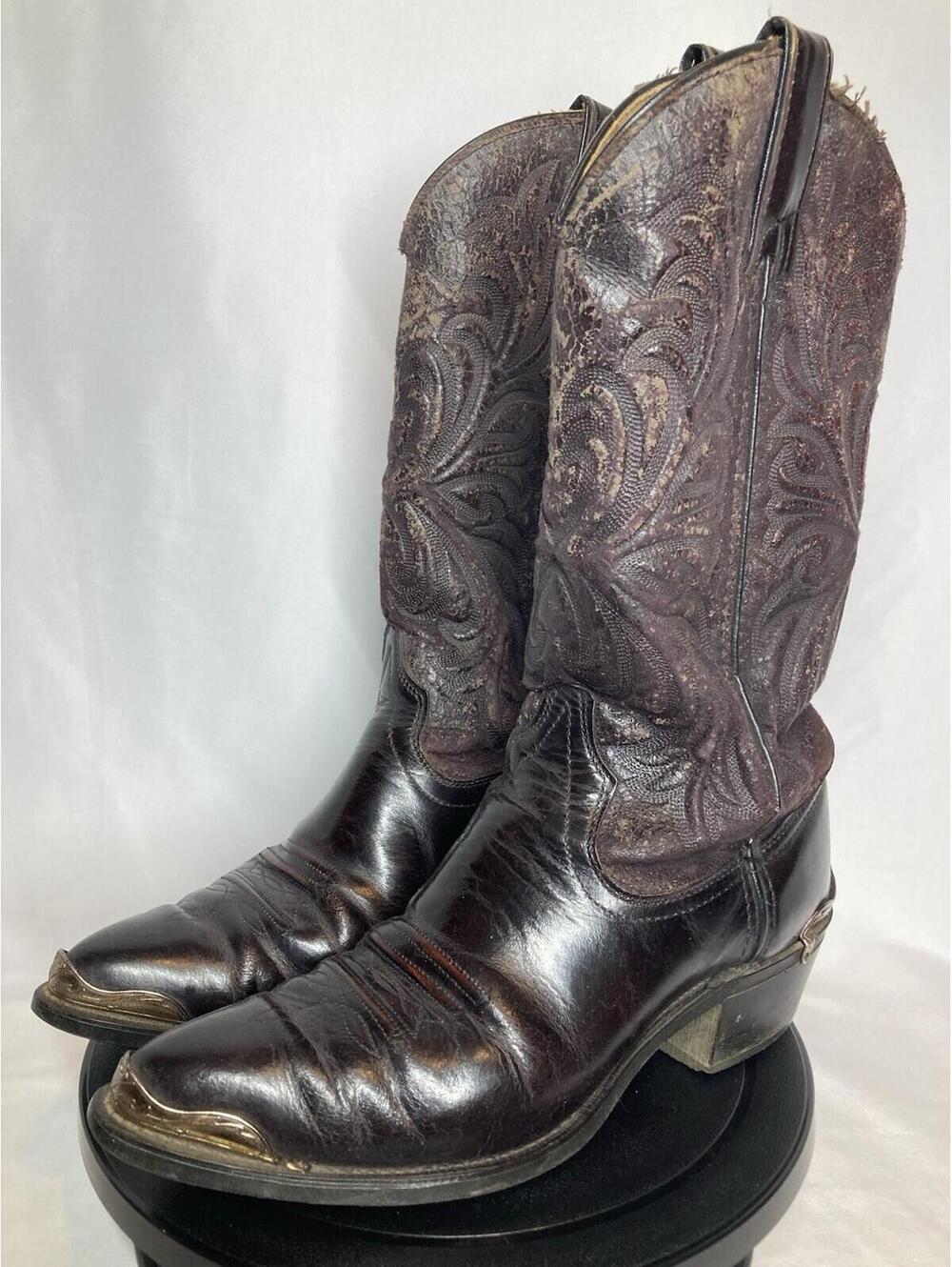 Vintage Men’s Size 8D Texas Brand Dark Red Brown Genuine Leather Cowboy Boots